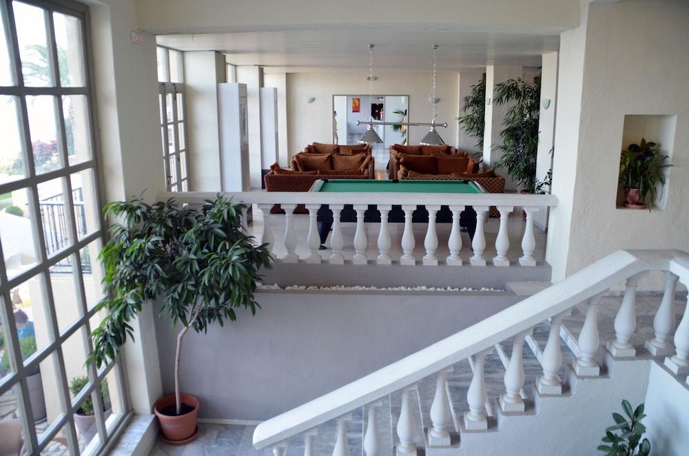 Mitsis Belvedere Hotel