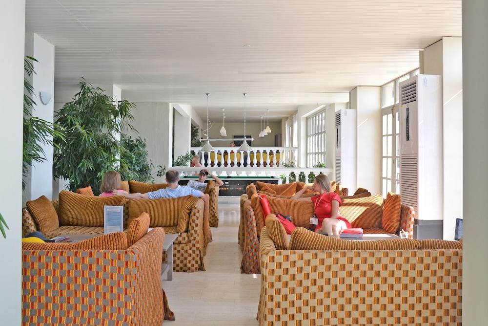 Mitsis Belvedere Hotel 4*